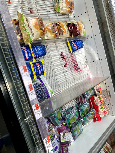 Grocery Store «Whole Foods Market», reviews and photos, 350 Grasmere Ave, Fairfield, CT 06824, USA