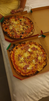 Plats et boissons du Pizzas à emporter Presto Pizza à Bormes-les-Mimosas - n°11