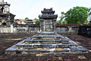 Tomb of Dục Đức image