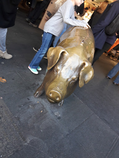 Tourist Attraction «Rachel the Piggy Bank», reviews and photos, Pike St, Seattle, WA 98101, USA