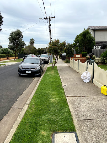 Burks Cleaning And Lawn Mowing Services