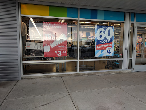 Clothing Store «Old Navy», reviews and photos, 1852 Hilliard Rome Rd, Hilliard, OH 43026, USA