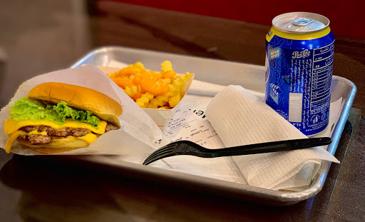 مطعم كرسبي فرايز 