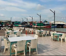 Laem Charoen Seafood Rayong photo
