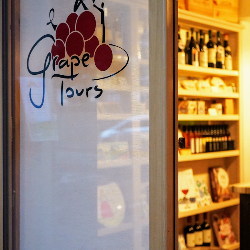 GRAPE TOURS - wine tours in Tuscany