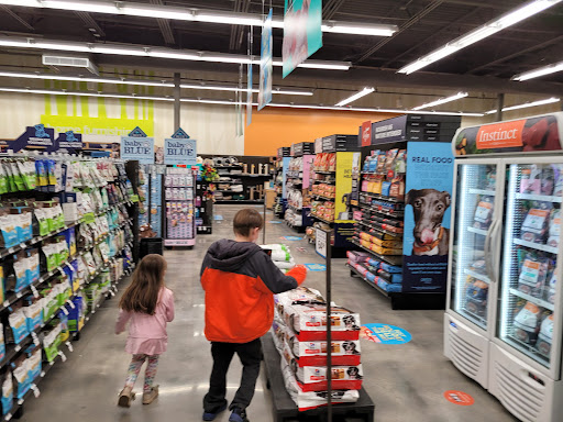 Pet Supply Store «Petco Animal Supplies», reviews and photos, 1605 Beltline Rd SW, Decatur, AL 35601, USA