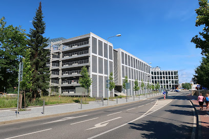 Parkovací dům ŠKODA AUTO - Ptácká