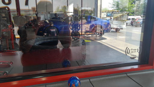 Tire Shop «Discount Tire Store - Lebanon, TN», reviews and photos, 613 S Cumberland St, Lebanon, TN 37087, USA