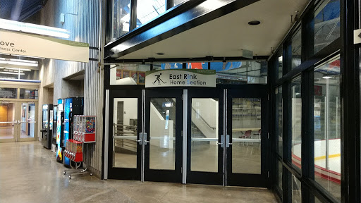 Community Center «Veterans Memorial Community Center», reviews and photos, 8055 Barbara Ave E, Inver Grove Heights, MN 55077, USA