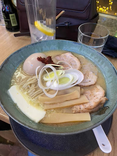 Rōnin Japanese Cuisine