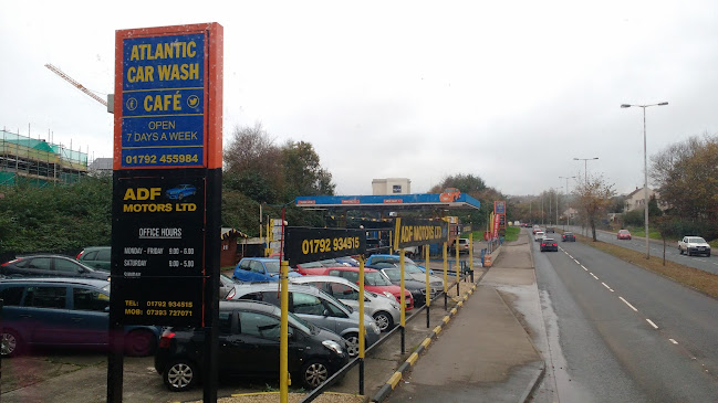 Atlantic Car Wash & Cafe - Car wash