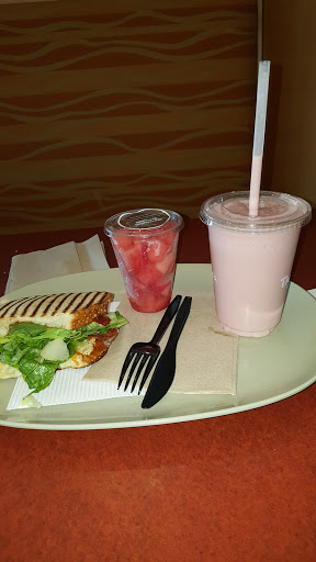 Sandwich Shop «Panera Bread», reviews and photos, 1421 SW Wanamaker Rd, Topeka, KS 66604, USA