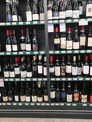 Grocery Store «Bear Foods Natural Market», reviews and photos, 125 E Woodin Ave, Chelan, WA 98816, USA