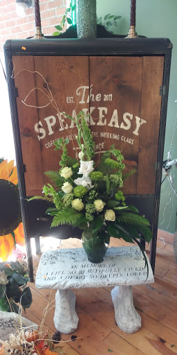 Florist «Biddle Avenue Florist», reviews and photos, 2848 Biddle Ave, Wyandotte, MI 48192, USA