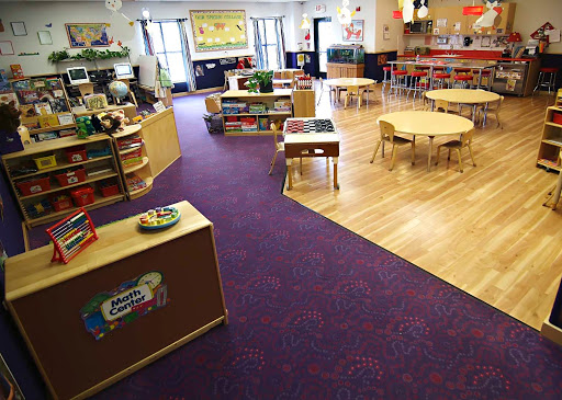Day Care Center «Kinderberry Hill Child Development Centers», reviews and photos, 1205 Woodbury Dr, Woodbury, MN 55129, USA