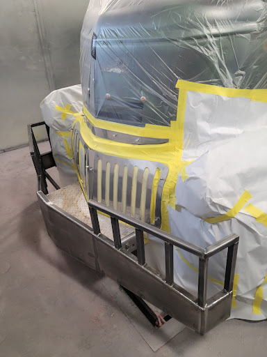 Auto Body Shop «Apex Auto Body», reviews and photos, 5809 W Colfax Ave, Lakewood, CO 80214, USA