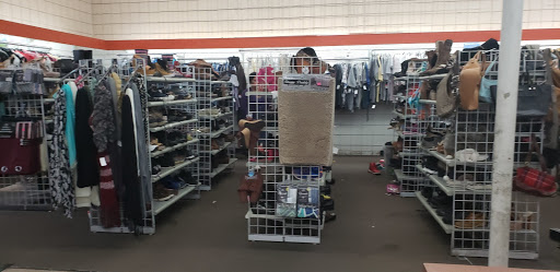 Non-Profit Organization «Goodwill - Canoga Park», reviews and photos, 7107 Owensmouth Ave, Canoga Park, CA 91303, USA