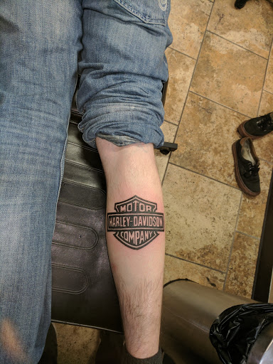 Tattoo Shop «Damaged Ink Tattoo and Body Piercing», reviews and photos, 590 N Alma School Rd #12b, Chandler, AZ 85224, USA