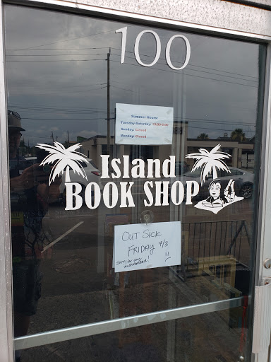 Book Store «Island Book Shop», reviews and photos, 100 N Lake Park Blvd, Carolina Beach, NC 28428, USA
