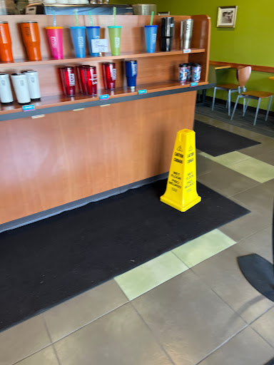 Coffee Shop «BIGGBY COFFEE», reviews and photos, 1485 N Michigan Ave #400, Howell, MI 48843, USA