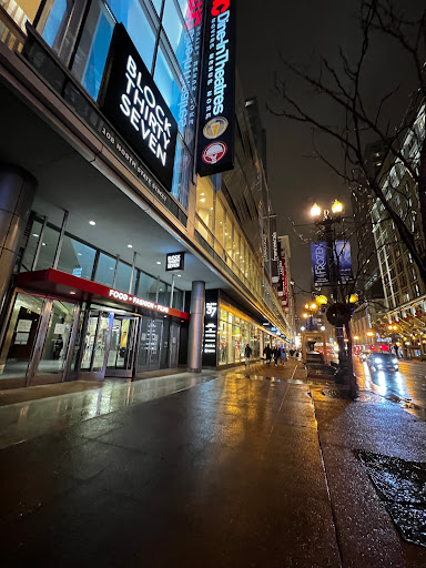 Movie Theater «AMC DINE-IN Block 37», reviews and photos, 108 N State St #434, Chicago, IL 60602, USA