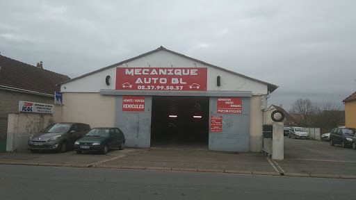 Photo 3 - Garage de Lèves