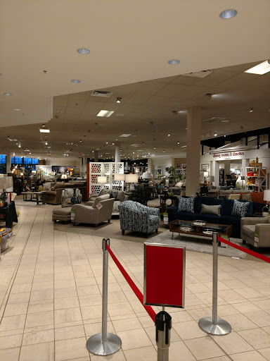 Furniture Store «Art Van Furniture - Chesterfield», reviews and photos, 50400 Gratiot Ave, Chesterfield, MI 48051, USA