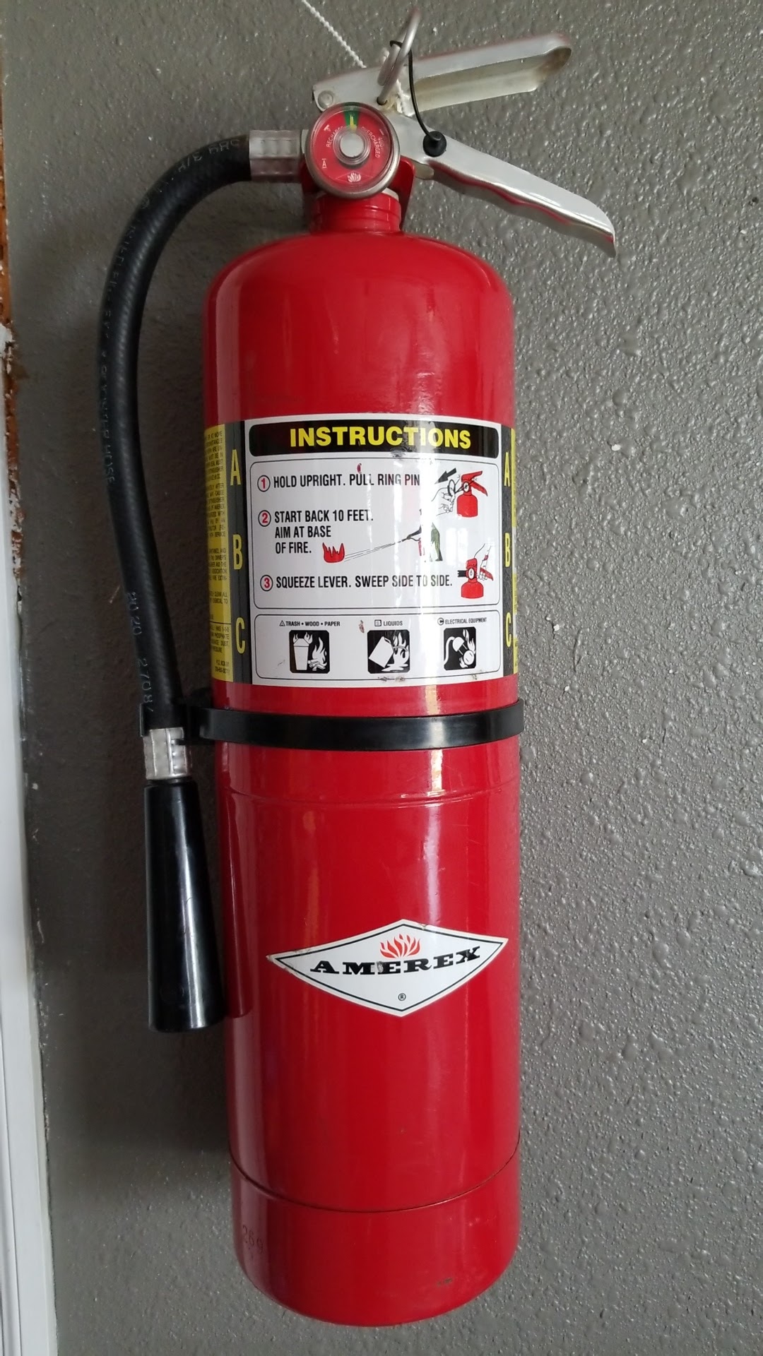 Fyr-Fyters Sales & Services Inc