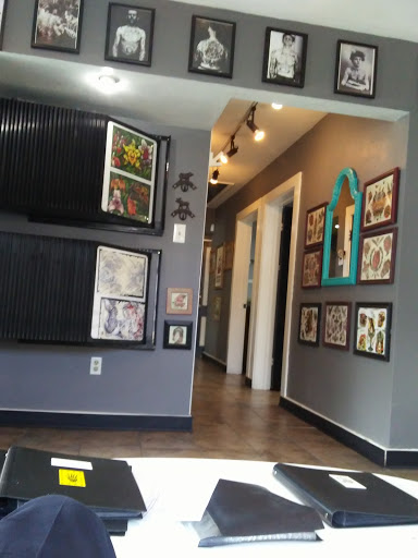 Tattoo Shop «Black Torch Tattoo», reviews and photos, 4256 Perkins Rd, Baton Rouge, LA 70808, USA