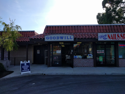 Goodwill, 815 Soquel Ave, Santa Cruz, CA 95062, USA, 