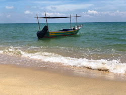 Foto de Marang Beach com muito limpo nível de limpeza