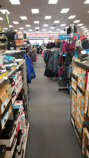 Sporting Goods Store «Big 5 Sporting Goods», reviews and photos, 13440 Whittier Blvd, Whittier, CA 90605, USA