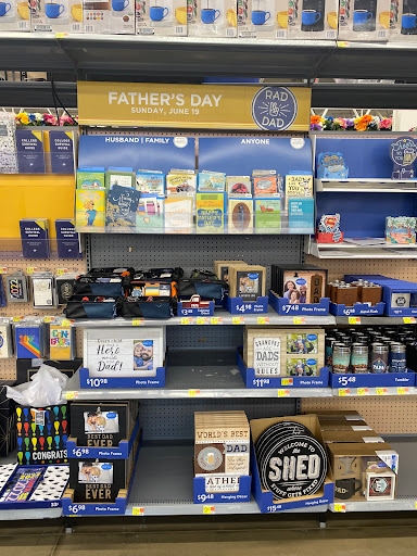 Department Store «Walmart Supercenter», reviews and photos, 180 Levittown Center, Levittown, PA 19055, USA