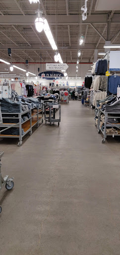 Clothing Store «Old Navy», reviews and photos, 13915 20th Ave, College Point, NY 11356, USA