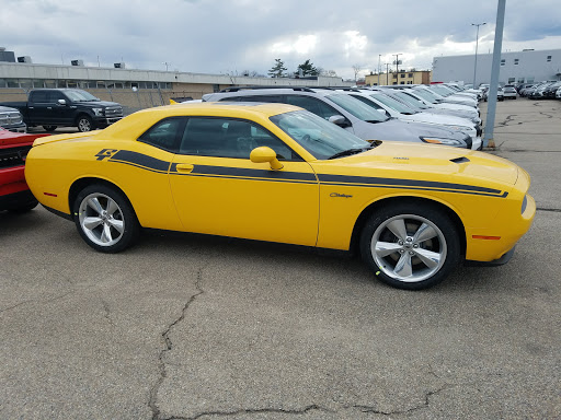 Car Dealer «Elmwood Chrysler Dodge Jeep Ram», reviews and photos, 625 Taunton Ave, East Providence, RI 02914, USA