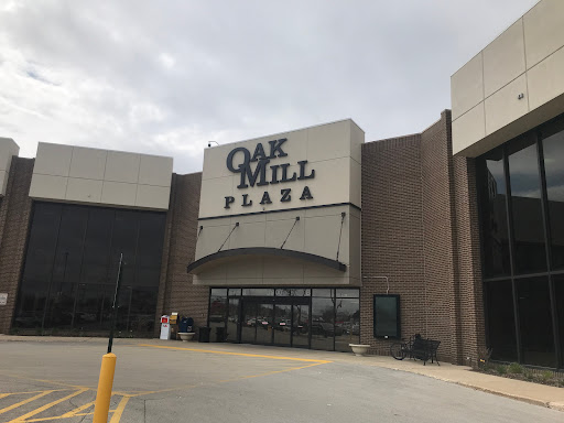 Shopping Mall «Oak Mill Mall», reviews and photos, 7900 N Milwaukee Ave, Niles, IL 60714, USA