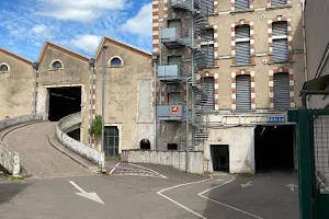 Parc de stationnement - Saint-Nicolas image