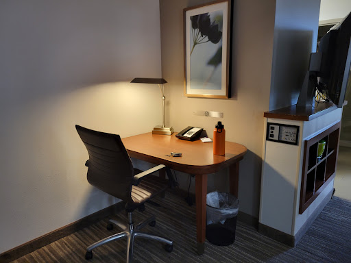 Hotel «Hyatt Place Kansas City/Overland Park/Metcalf», reviews and photos