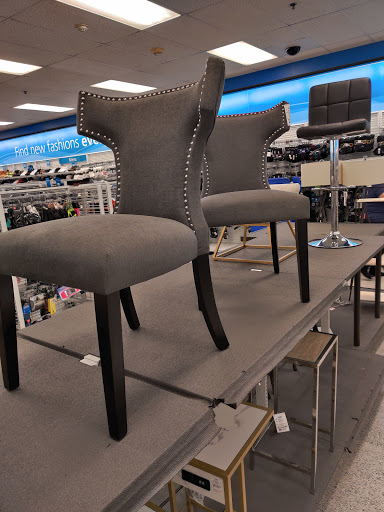 Clothing Store «Ross Dress for Less», reviews and photos, 3425 E Foothill Blvd, Pasadena, CA 91107, USA