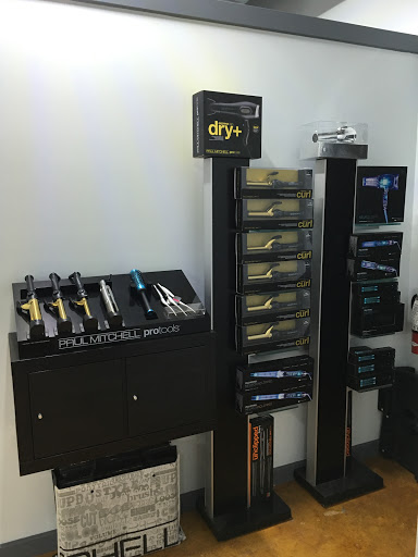 Beauty Salon «Landmark Salon & Spa», reviews and photos, 255 I-35BL, New Braunfels, TX 78130, USA