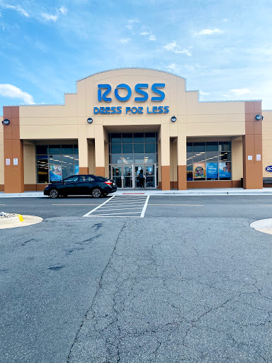 Clothing Store «Ross Dress for Less», reviews and photos, 1023 Edwards Ferry Rd NE, Leesburg, VA 20176, USA