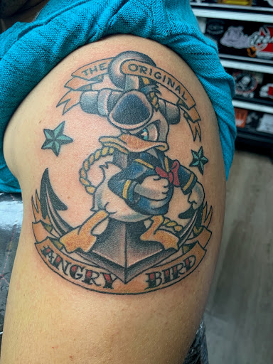 Tattoo Shop «Commitment Ink Tattoo & Body», reviews and photos, 1575 Thomaston Ave # 1, Waterbury, CT 06704, USA