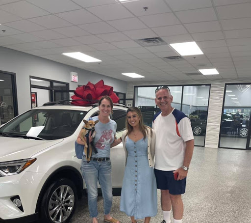 Lexus Dealer «McGrath Lexus of Chicago», reviews and photos, 1250 W Division St, Chicago, IL 60642, USA