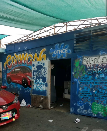 Diaz Car Wash en Compton