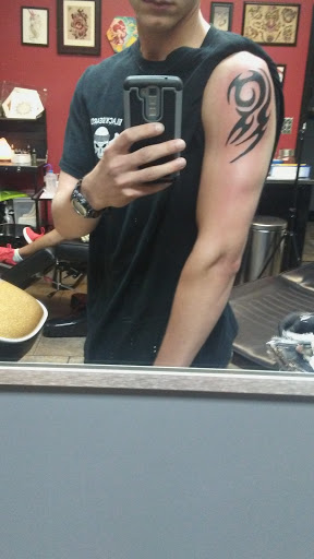 Tattoo Shop «Infamous Ink», reviews and photos, 933 Lake Air Dr, Waco, TX 76710, USA