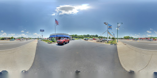 Car Dealer «Tony Knight Autoplex», reviews and photos, 955 N Riverside Dr, Clarksville, TN 37040, USA