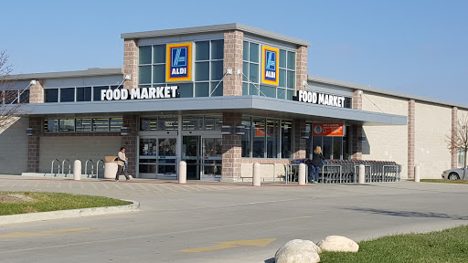 Supermarket «ALDI», reviews and photos, 801 Interstate Dr, Champaign, IL 61822, USA