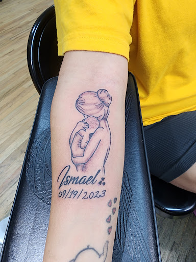 Explore simple spine tattoo ideas, creative tattoo ideas in Chicago, available at Forever Ink