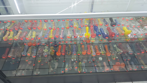 Tobacco Shop «Suwanee Smoke Shop», reviews and photos, 3033 Lawrenceville-Suwanee Rd, Suwanee, GA 30024, USA