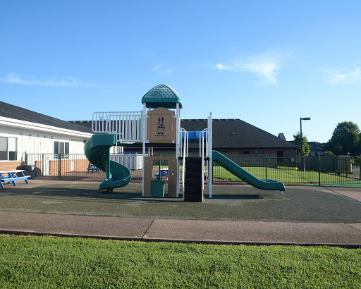 Day Care Center «La Petite Academy of Bowling Green, KY», reviews and photos, 1101 Wilkinson Trace, Bowling Green, KY 42104, USA